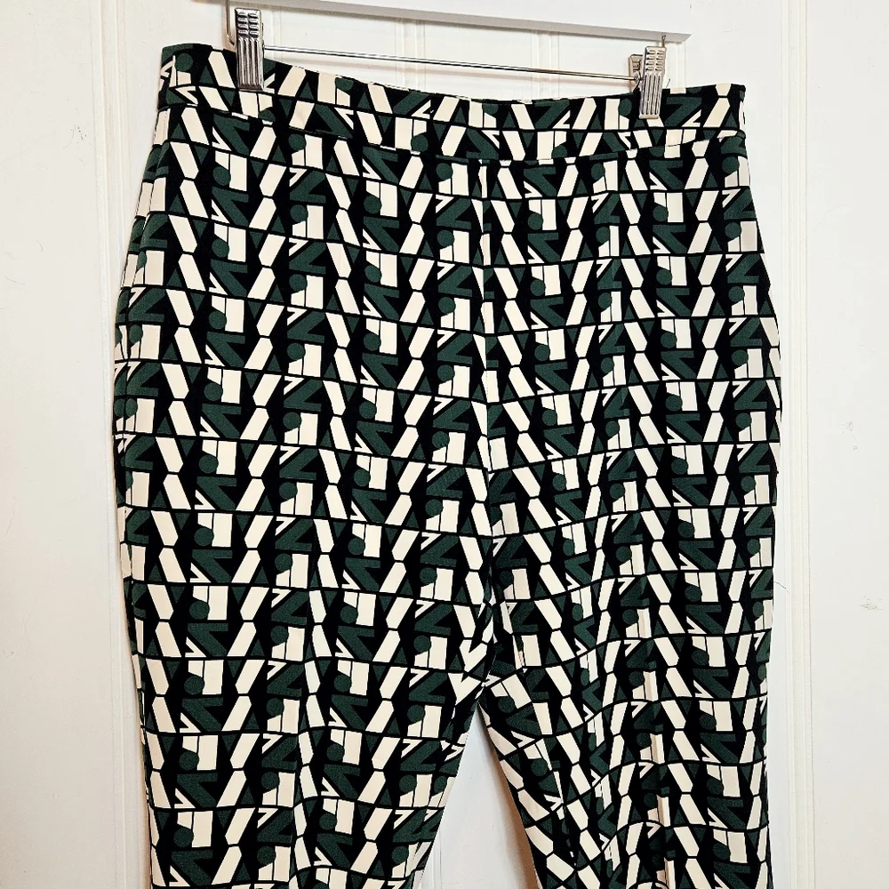Zara High Waist Black Green Geo Logo Print Cropped Trousers Women’s Large